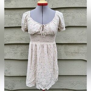 American Eagle Cream & Yellow Floral Stretchy Flowy Dress w/ Chest Tie & Pockets